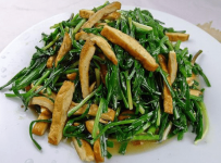 草原野韭菜能吃吗?当然可以！草原野韭菜既美味又有营养！